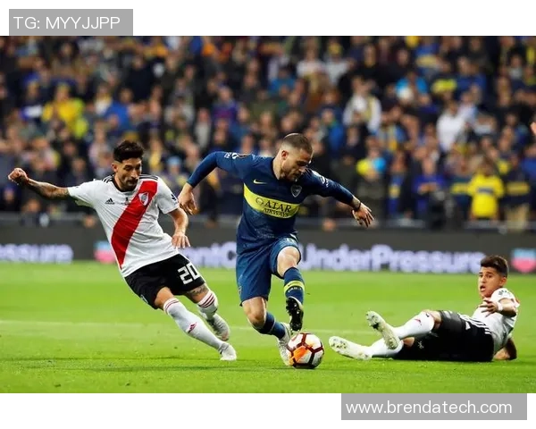 南美足球明星的搞笑瞬间与幽默故事大盘点 南美足球明星的搞笑瞬间与幽默故事大盘点