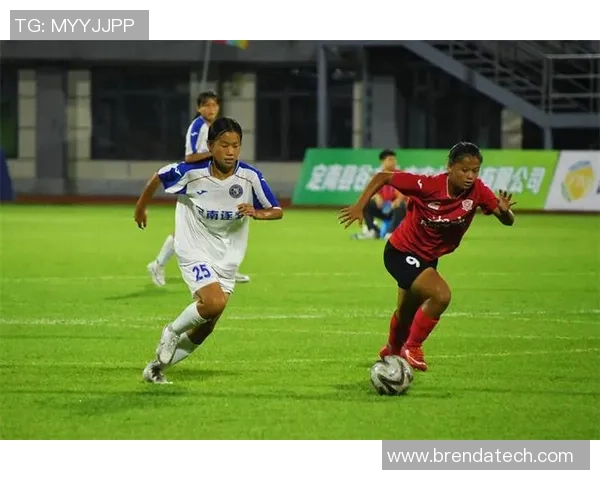 定南县足球明星的崛起与发展之路探秘与未来展望